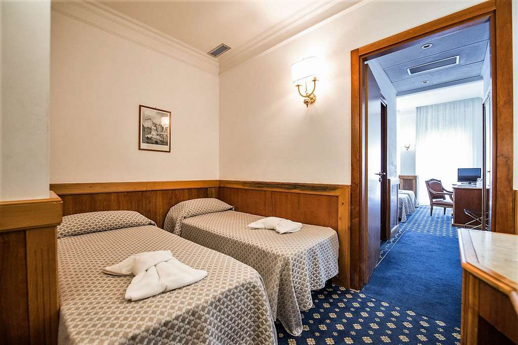 רומא Quality Hotel Nova Domus חדר תמונה